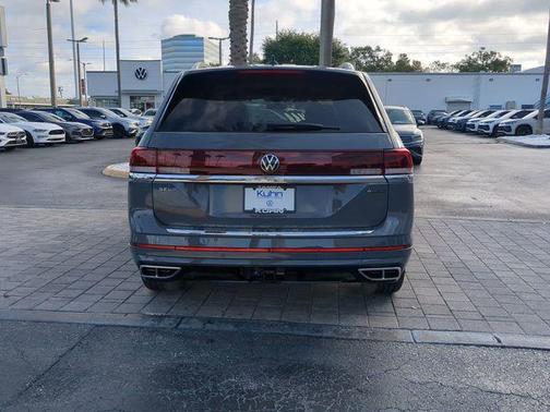 2026 Volkswagen Atlas 2.0T SEL Premium R-Line 4MOTION