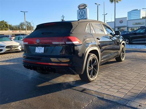 2026 Volkswagen Atlas Cross Sport 2.0T SEL