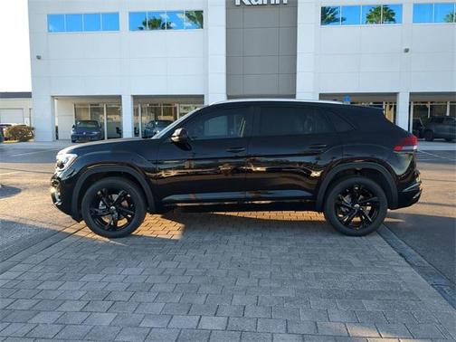 2026 Volkswagen Atlas Cross Sport 2.0T SEL