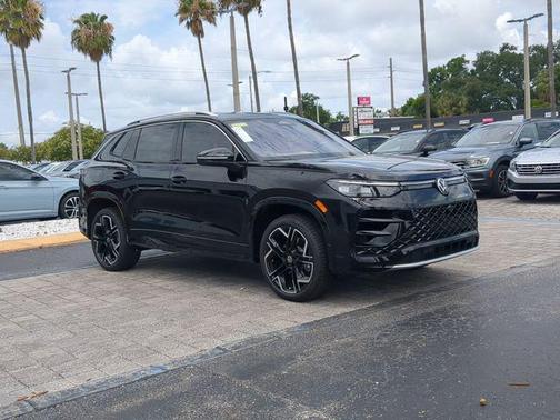 deep black pearl 2026 Volkswagen Tiguan 2.0T SEL R-Line 4MOTION
