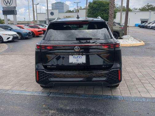 deep black pearl 2026 Volkswagen Tiguan 2.0T SEL R-Line 4MOTION