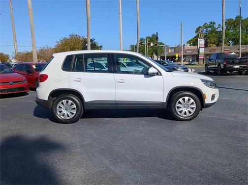 2017 Volkswagen Tiguan Limited 2.0T