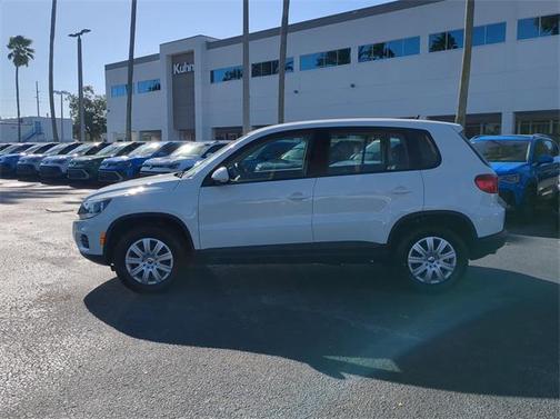 2017 Volkswagen Tiguan Limited 2.0T
