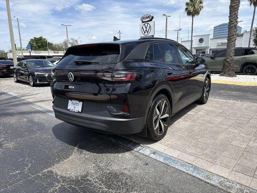 Deep Black Pearl 2023 Volkswagen ID.4 Pro S