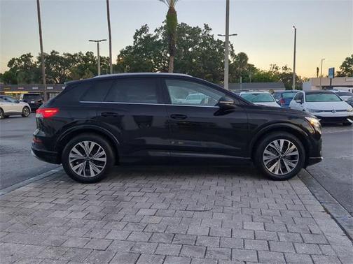 2023 Audi Q4 e-tron Premium Plus 40 RWD