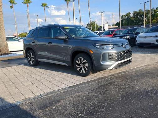 2025 Volkswagen Tiguan 2.0T S