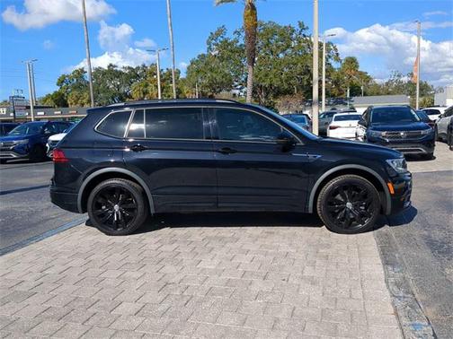2020 Volkswagen Tiguan 2.0T SE R-Line Black