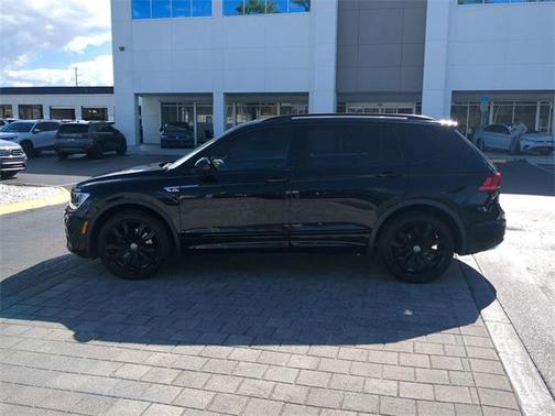 2020 Volkswagen Tiguan 2.0T SE R-Line Black