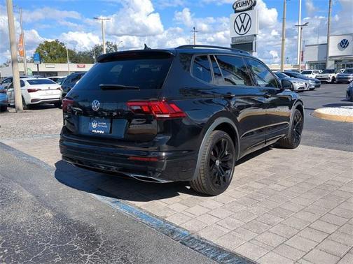 2020 Volkswagen Tiguan 2.0T SE R-Line Black