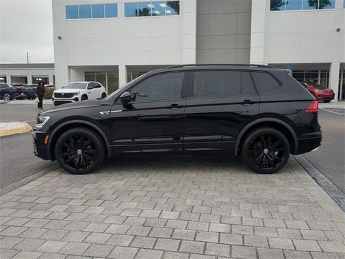 2020 Volkswagen Tiguan 2.0T SE R-Line Black