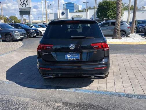 2020 Volkswagen Tiguan 2.0T SE R-Line Black