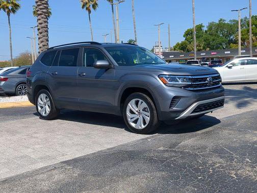Pure White 2023 Volkswagen Atlas 3.6L SE w/Technology