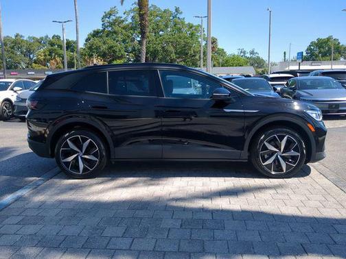 Deep Black Pearl 2023 Volkswagen ID.4 AWD Pro S