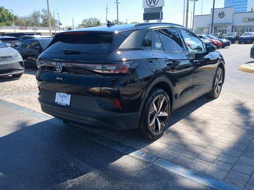 Deep Black Pearl 2023 Volkswagen ID.4 AWD Pro S