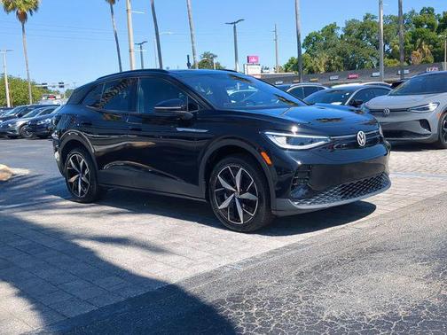 Deep Black Pearl 2023 Volkswagen ID.4 AWD Pro S