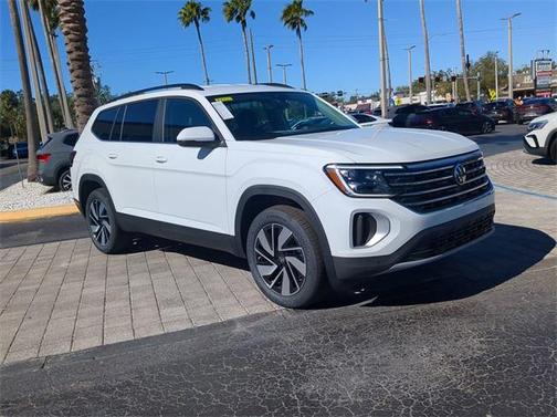 2025 Volkswagen Atlas 2.0T SE w/Technology