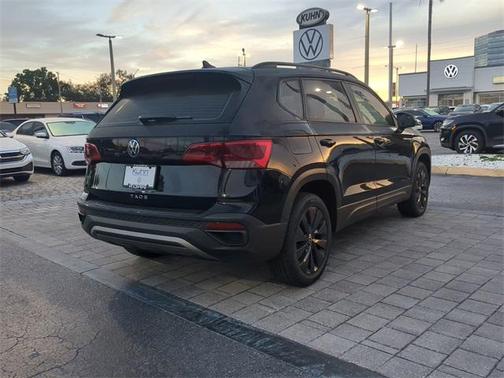 2024 Volkswagen Taos 1.5T S