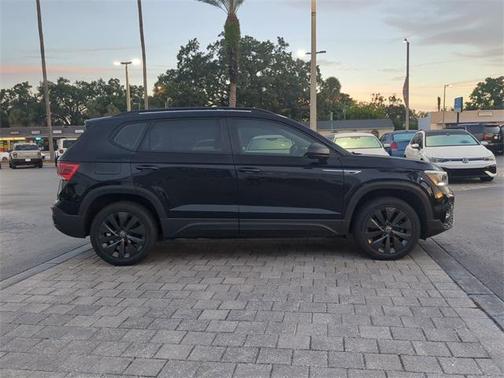 2024 Volkswagen Taos 1.5T S