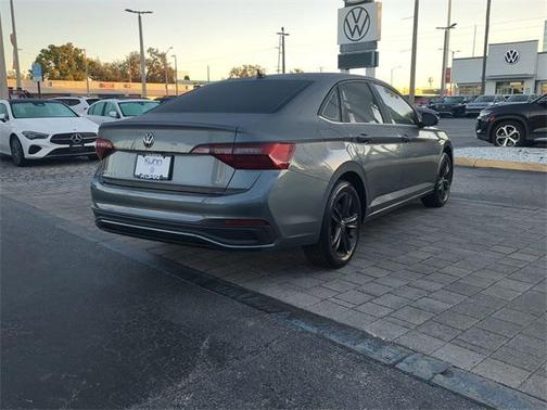 2022 Volkswagen Jetta 1.5T SE