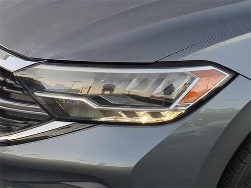 2022 Volkswagen Jetta 1.5T SE