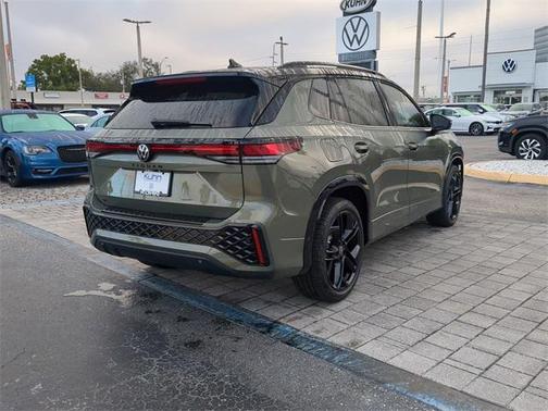 2026 Volkswagen Tiguan 2.0T SE R-Line Black