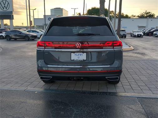 2026 Volkswagen Atlas 2.0T SE w/Technology