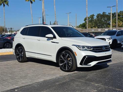 2022 Volkswagen Tiguan 2.0T SEL R-Line 4MOTION