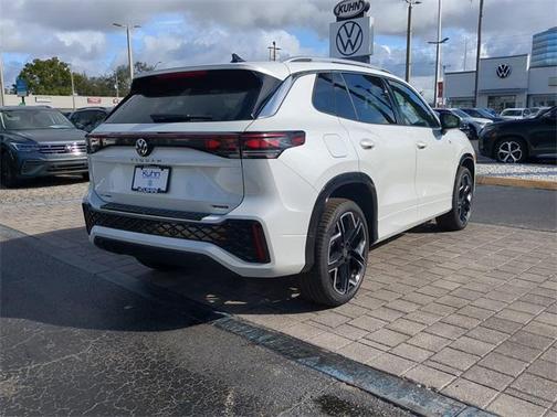 2026 Volkswagen Tiguan 2.0T SEL R-Line 4MOTION