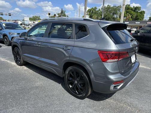 2023 Volkswagen Taos 1.5T SE