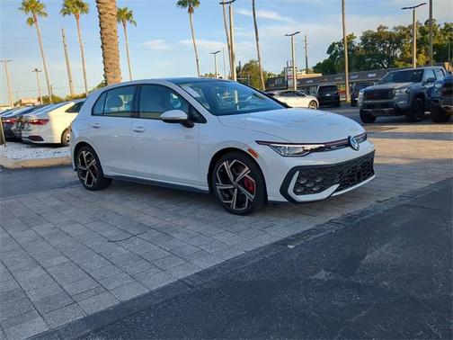 2025 Volkswagen Golf GTI 2.0T SE DSG