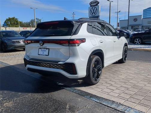 2026 Volkswagen Tiguan 2.0T SE R-Line Black