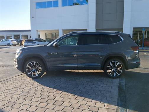 2026 Volkswagen Atlas 2.0T SEL Premium R-Line 4MOTION