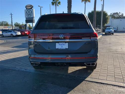 2026 Volkswagen Atlas 2.0T SEL Premium R-Line 4MOTION