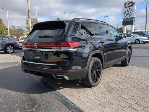2025 Volkswagen Atlas 2.0T SE w/Technology