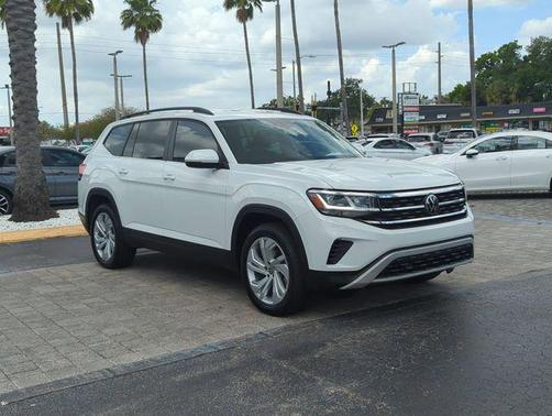Pure White 2023 Volkswagen Atlas 3.6L SE w/Technology
