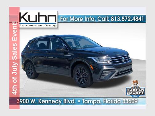 Deep Black Pearl 2024 Volkswagen Tiguan 2.0T SE