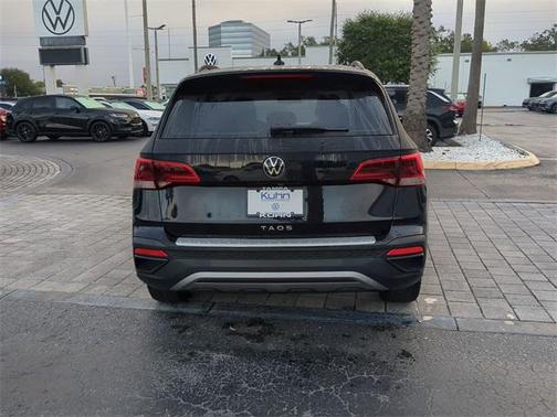 2022 Volkswagen Taos 1.5T S