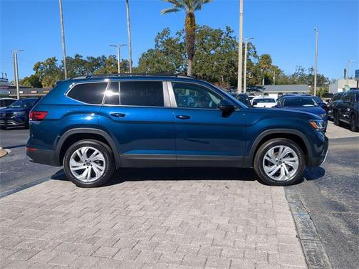 2023 Volkswagen Atlas 2.0T SE w/Technology
