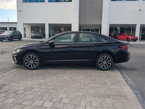 2025 Volkswagen Jetta 1.5T SE