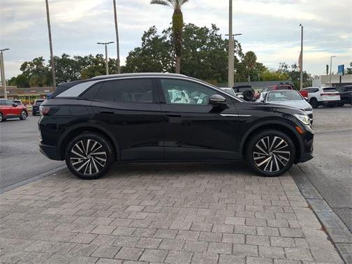 2023 Volkswagen ID.4 Pro S Plus