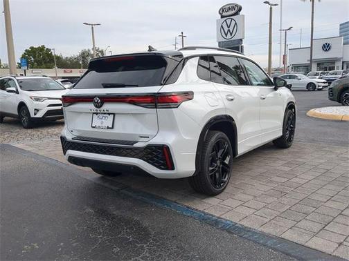 2026 Volkswagen Tiguan 2.0T SE R-Line Black 4MOTION