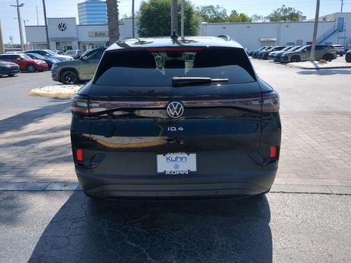 Deep Black Pearl 2023 Volkswagen ID.4 Pro S