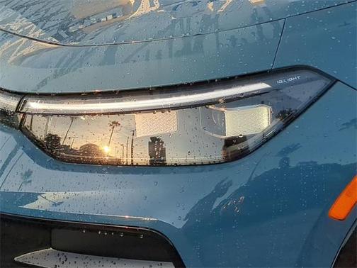 2025 Volkswagen Tiguan 2.0T SEL R-Line 4MOTION