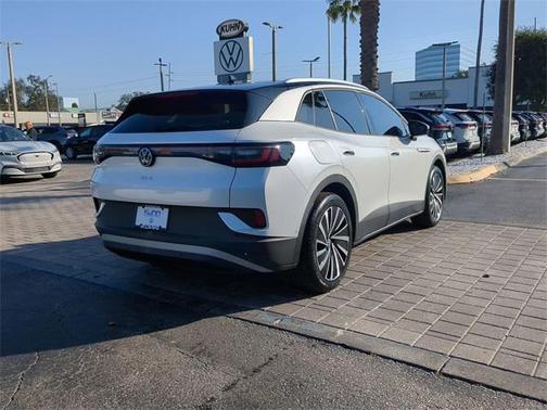 2023 Volkswagen ID.4 Pro S Plus