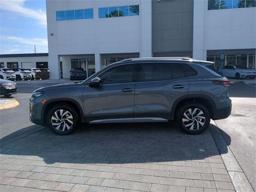 2025 Volkswagen Tiguan 2.0T S