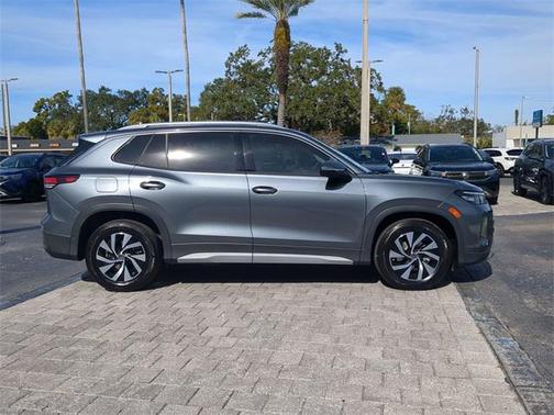 2025 Volkswagen Tiguan 2.0T S