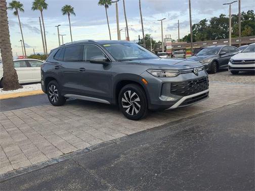 2025 Volkswagen Tiguan 2.0T S