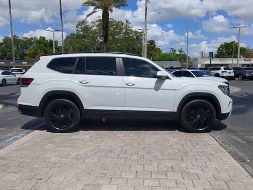 2023 Volkswagen Atlas 3.6L SE w/Technology