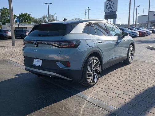 2025 Volkswagen ID.4 Pro S Plus