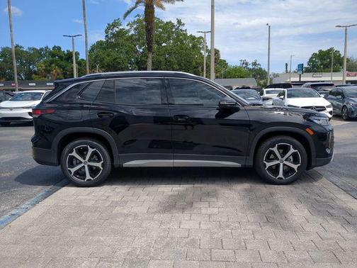 deep black pearl 2026 Volkswagen Tiguan 2.0T SE